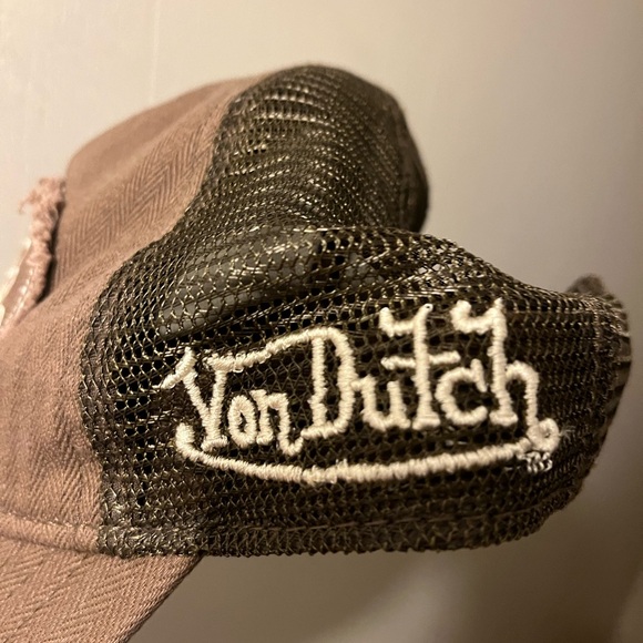 Von Dutch Brown Mesh Trucker Hat - Picture 2 of 3